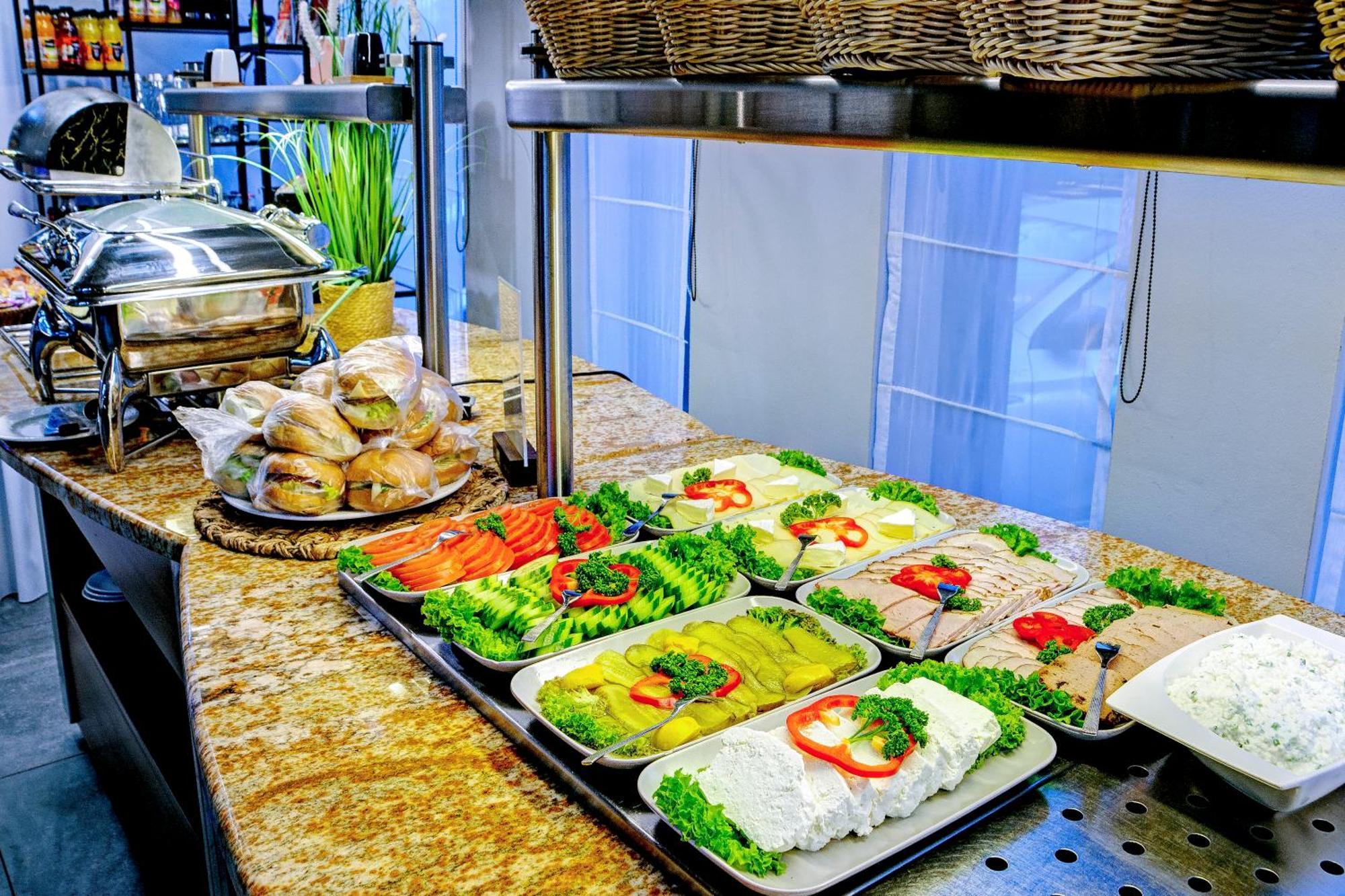 Sanova Hotel 4*