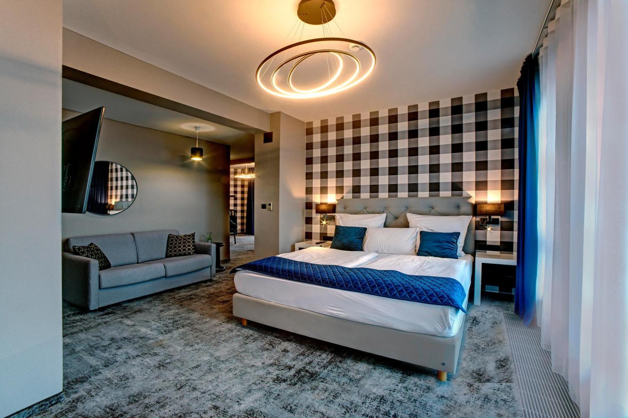 Hotel Sanova 4*